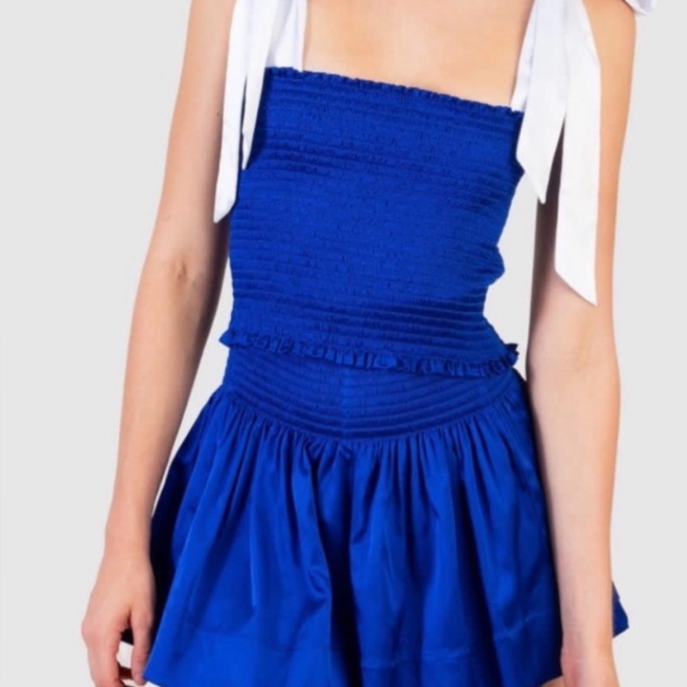 Blue Koch set with White Tie Details